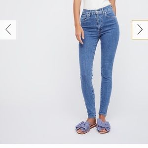 Levis Mile High Super Skinny Jeans